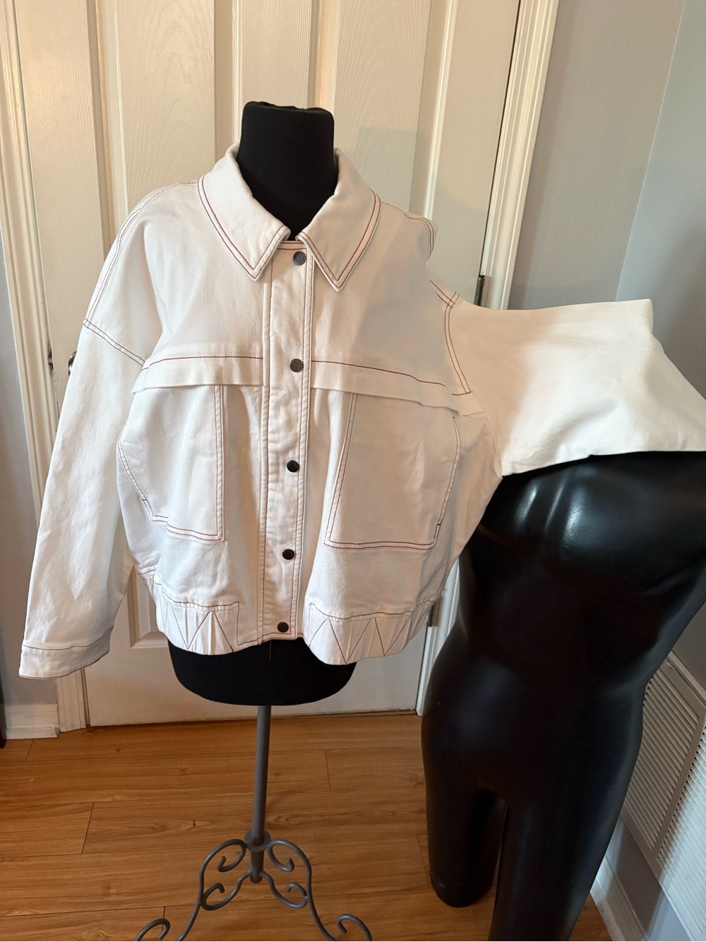 “Peace love world” White Women's Boxy  Jacket with Contrast Stitching 98% Cotton